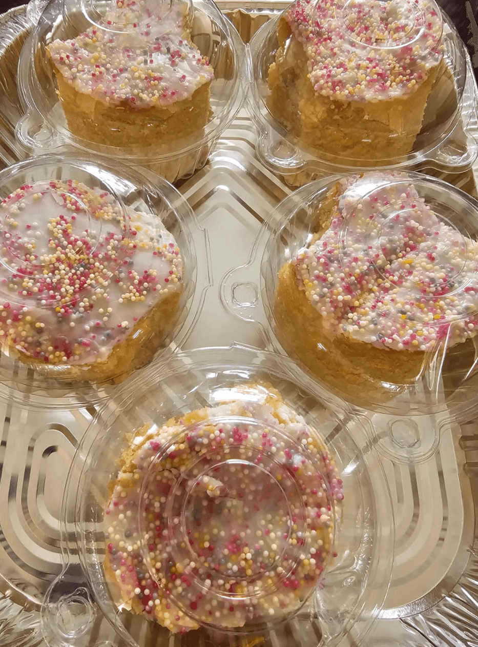 Old Skool Cakes 