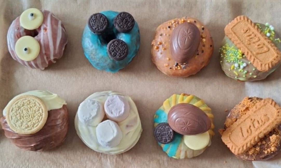 Artistic Donuts 